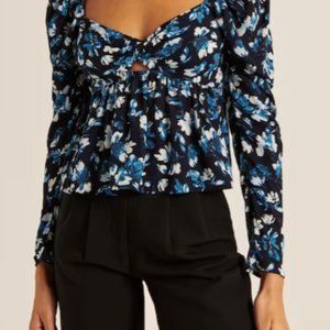 NWT Abercrombie Blue Floral Twist Front Top - SIZE XL